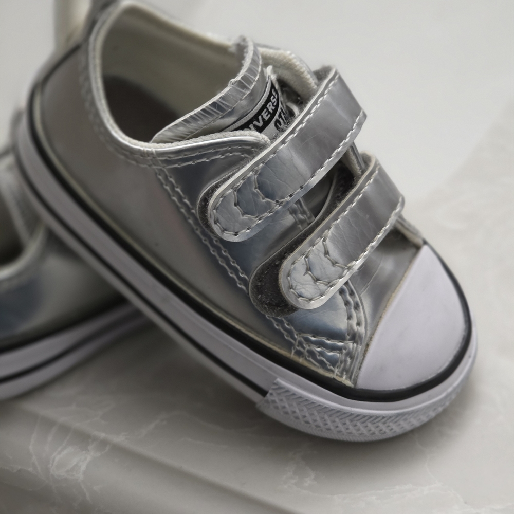 Converse Kids Shiny Silver Sneakers